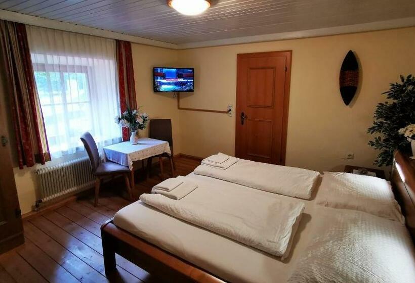 בית מלון כפרי Gasthof Geronimo