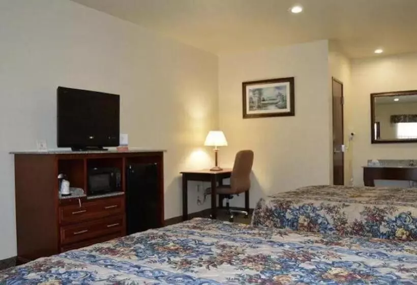ホテル Hiway Inn Express   Kiowa