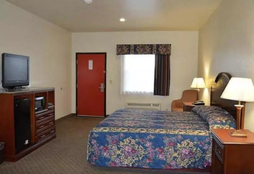ホテル Hiway Inn Express   Kiowa