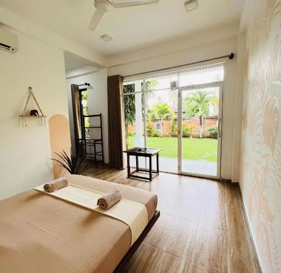 ホテル Lost Paradise Sri Lanka