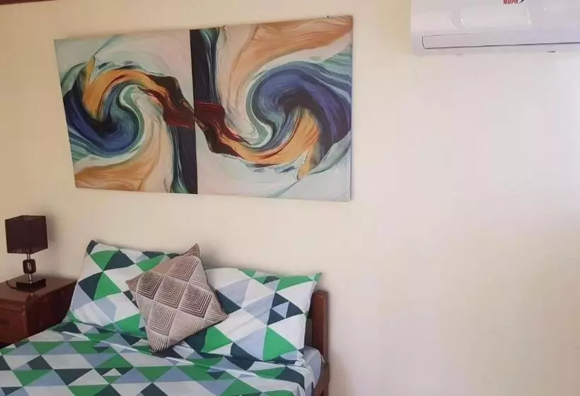 Hotelli Paraiso Cave & Restaurant & Resort