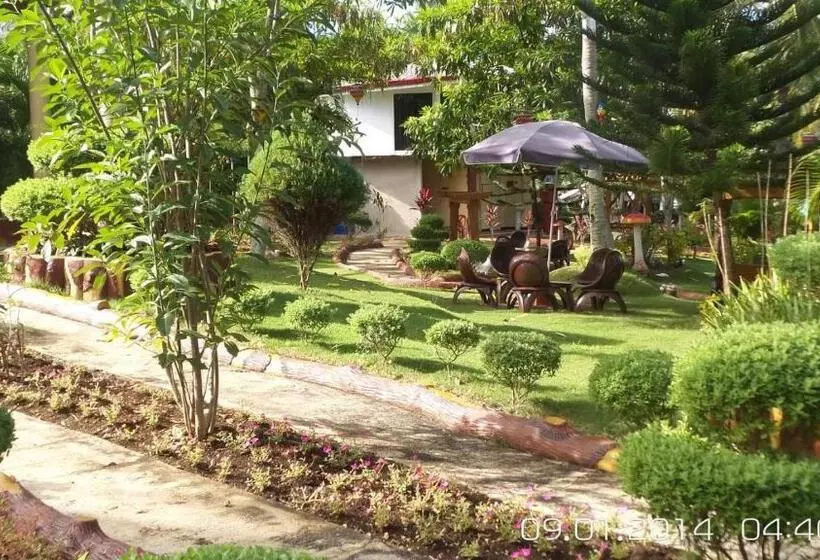 Hotelli Paraiso Cave & Restaurant & Resort