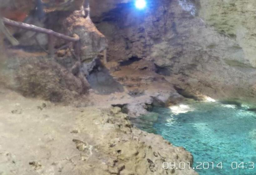 호텔 Paraiso Cave & Restaurant & Resort