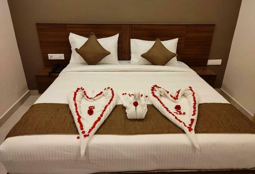 בית מלון כפרי Pvk Residency