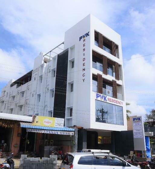 בית מלון כפרי Pvk Residency