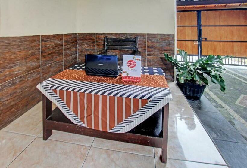 בית מלון כפרי Spot On 91981 Diwi Homestay