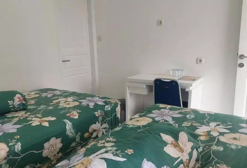 Motelli Wisma Mangurna