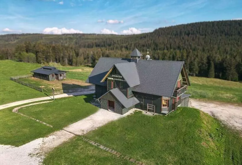 پانسیون Penzion Zvonička