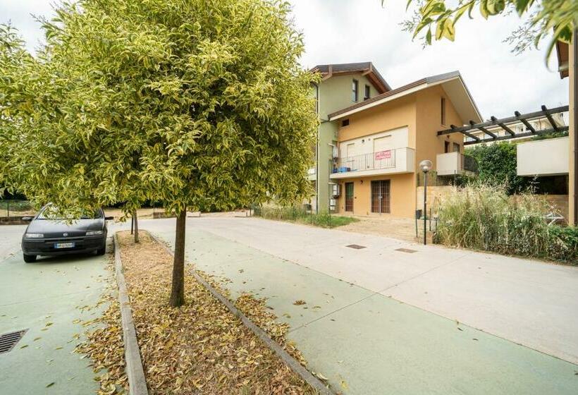 بنسيون Villa Dafne