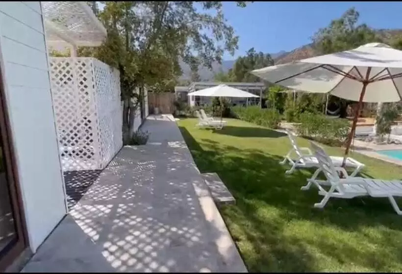 ベッドアンドブレックファースト Cabañas Aires Del Toro, Boutique & Bb Curacavi