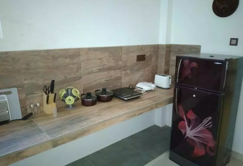 تختخواب و صبحانه Golden Vila