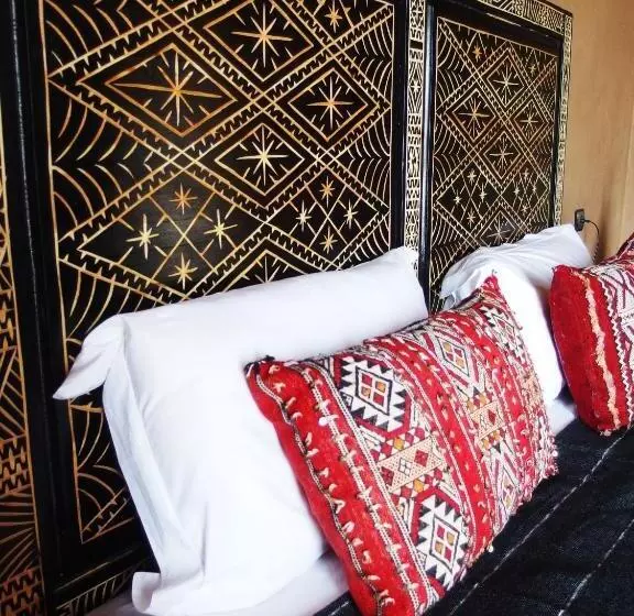 تختخواب و صبحانه Riad Dar Tiziri