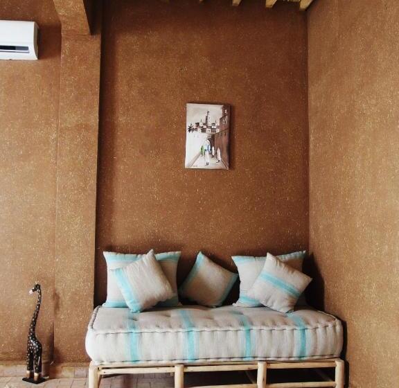 تختخواب و صبحانه Riad Dar Tiziri