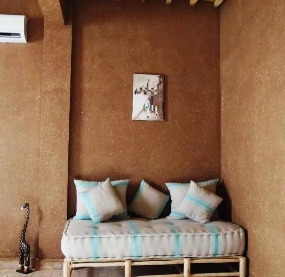 تختخواب و صبحانه Riad Dar Tiziri