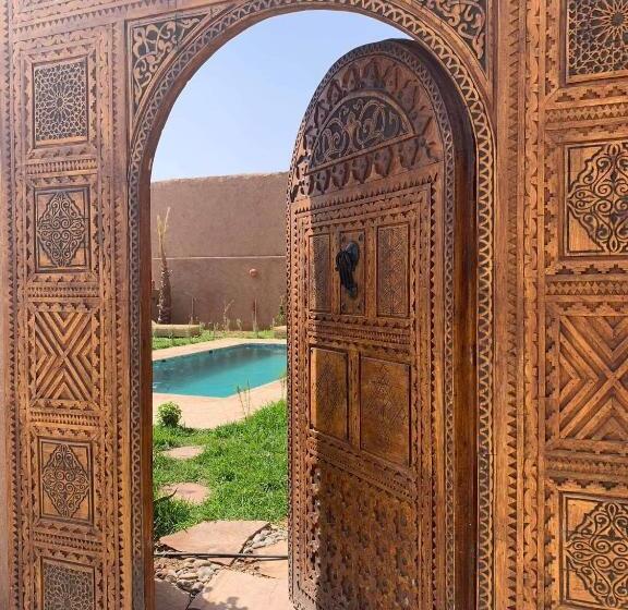 تختخواب و صبحانه Riad Dar Tiziri