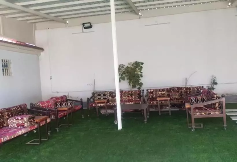 Hotelli شاليهات لافندر الباحه بلجرشي