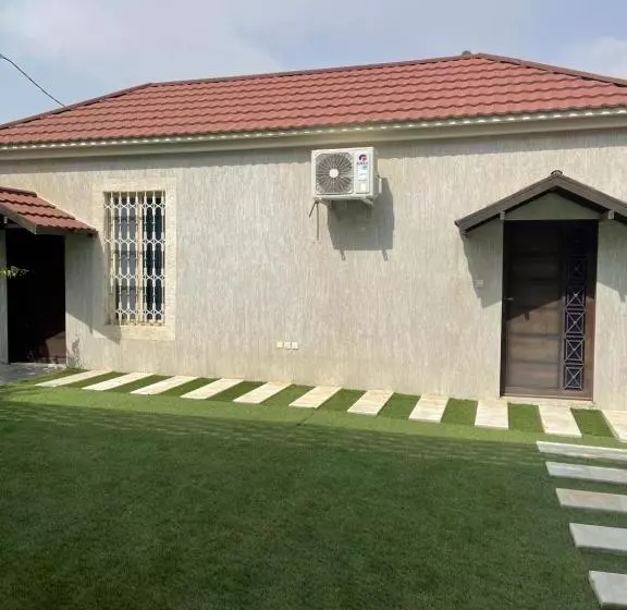 Hotelli شاليهات لافندر الباحه بلجرشي