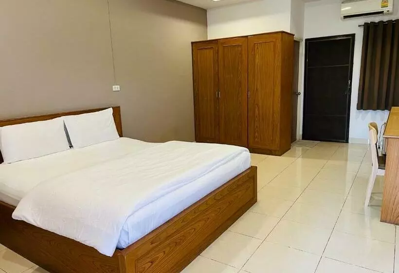 Hotelli Jj Palace เจเจ พาเลซ