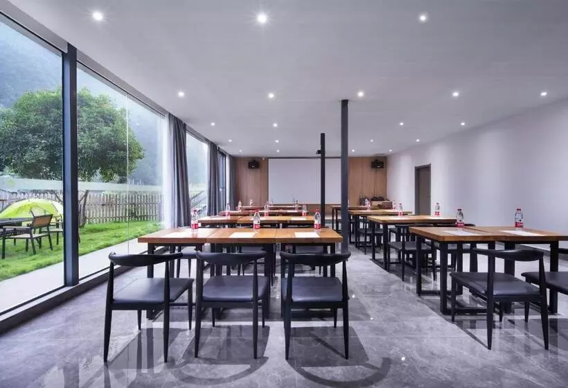 Hotelli Lanshan Moon Resort