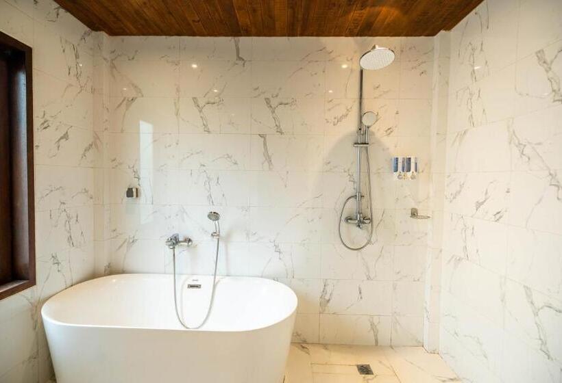 בית מלון כפרי Shankara Munduk Bali