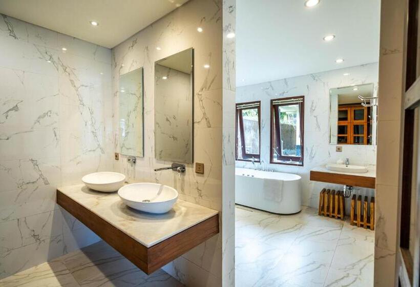 בית מלון כפרי Shankara Munduk Bali