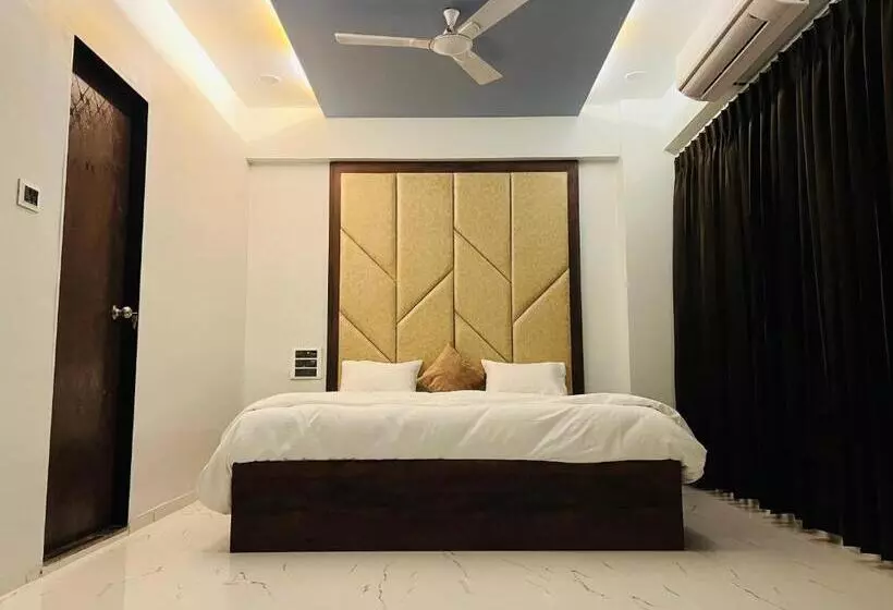 Hotelli New City Light
