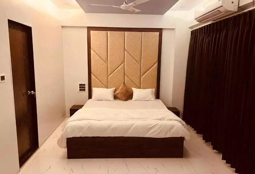 Hotelli New City Light
