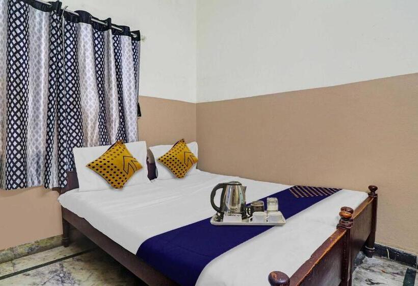 Hotel Spot On Sri Sai Lohith Lodge Near Secunderabad Railway Station