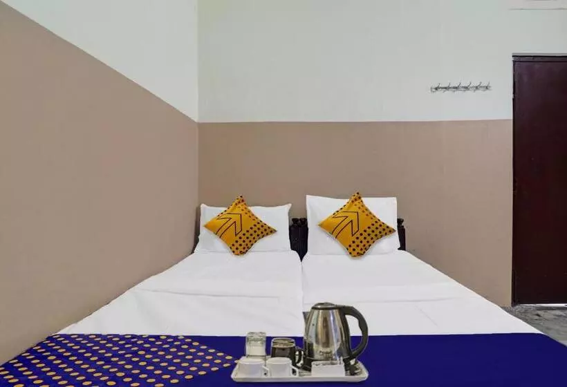ホテル Spot On Sri Sai Lohith Lodge Near Secunderabad Railway Station
