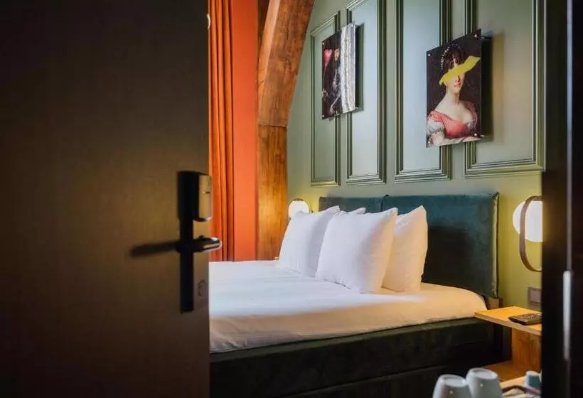 Hotelli St Joris I Kloeg Collection