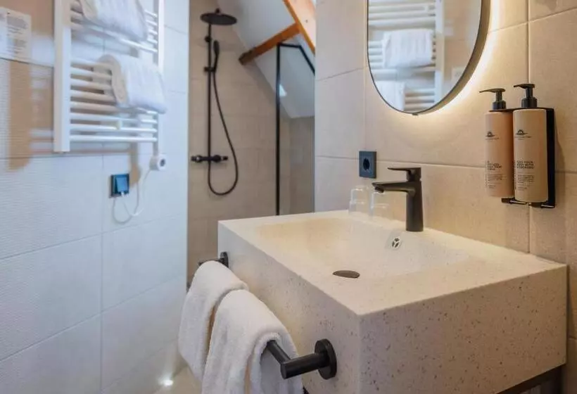 Hotelli St Joris I Kloeg Collection