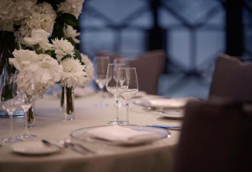 בית מלון כפרי The Ritzcarlton, Melbourne