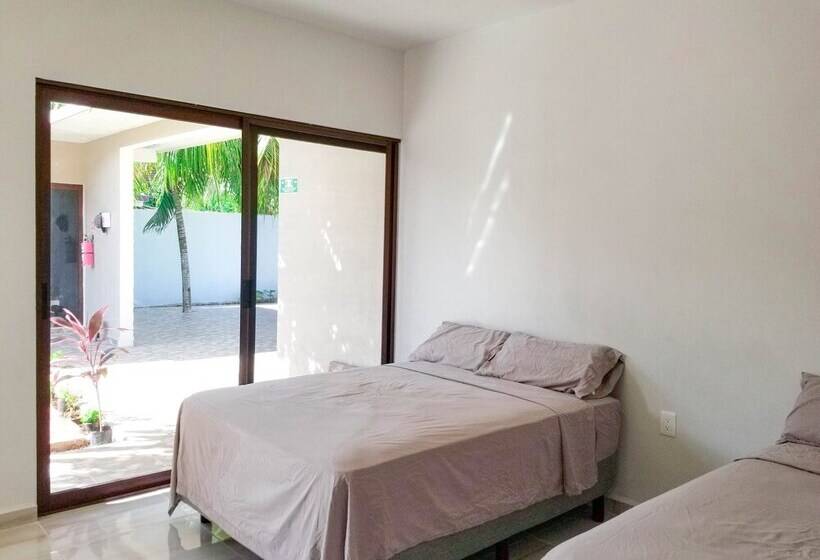 فندق Blue Turtle