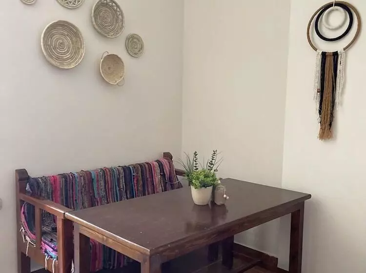 پانسیون La Casa Guest House