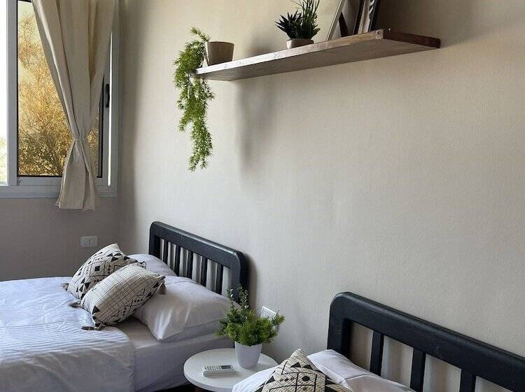 پانسیون La Casa Guest House