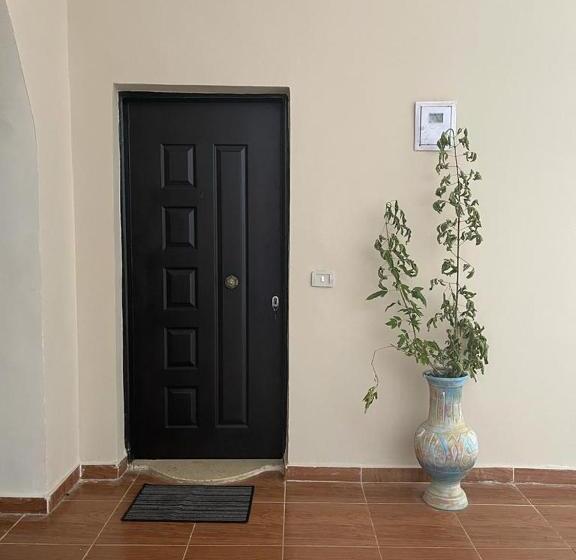 پانسیون La Casa Guest House