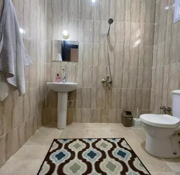 پانسیون La Casa Guest House