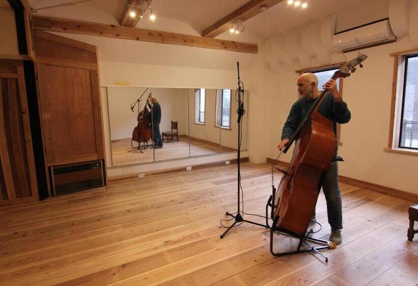 פנסיון Trax Nunoba   Vacation Stay 02612v