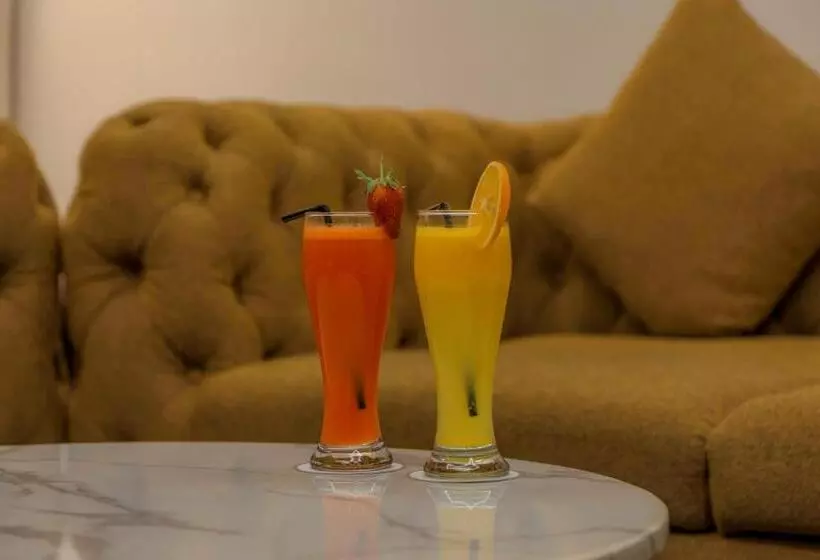 فندق ساس   Sas