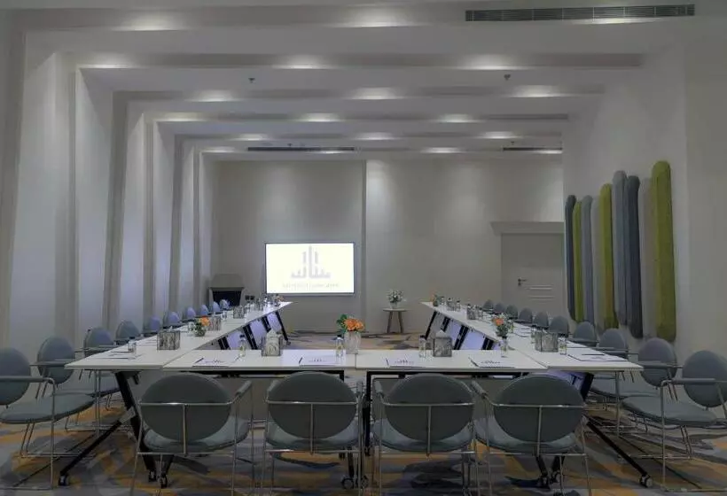 فندق ساس   Sas