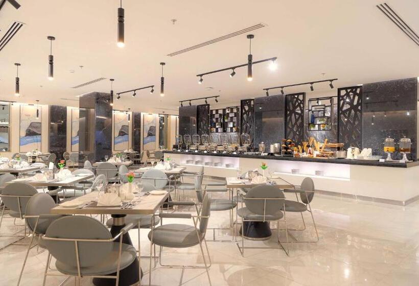 فندق ساس   Sas