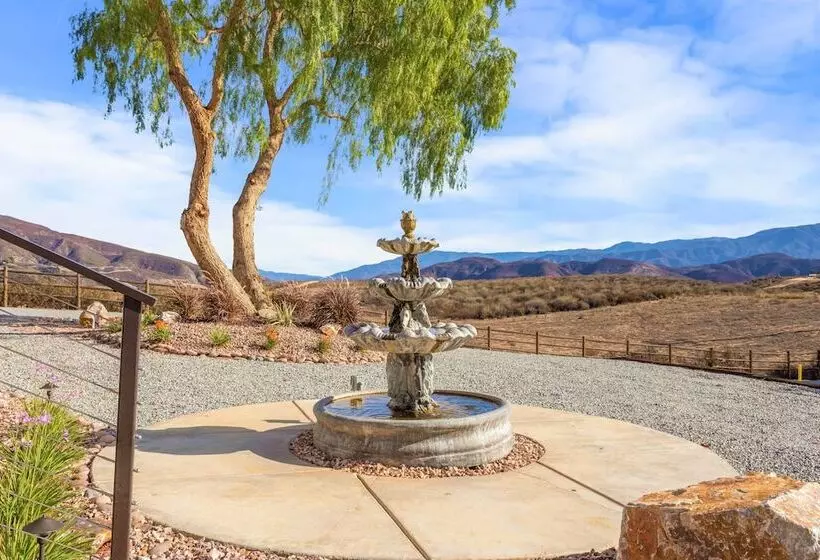 ユースホステル Villa Inn  Adult Only  Temecula Wine Country