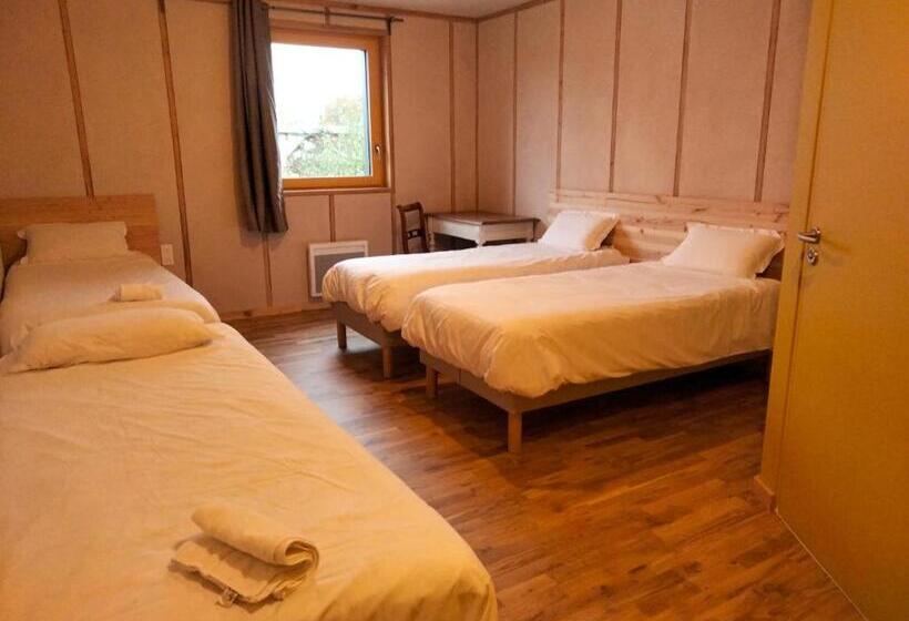 فندق A La Belle étoile