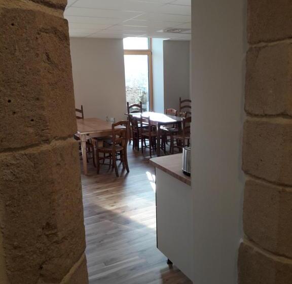 فندق A La Belle étoile