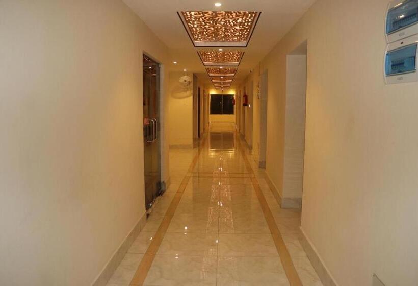 هتل The Blue Moon