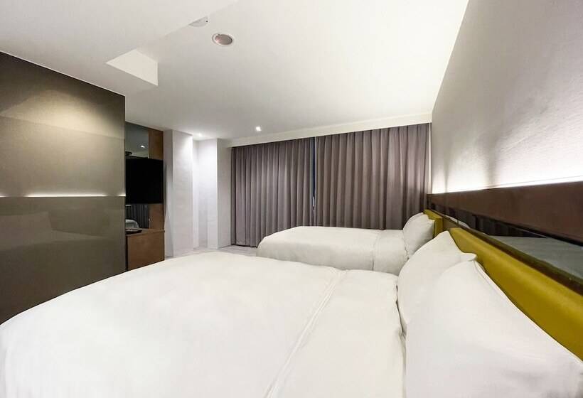 هتل Check Inn Taichung Qinghai