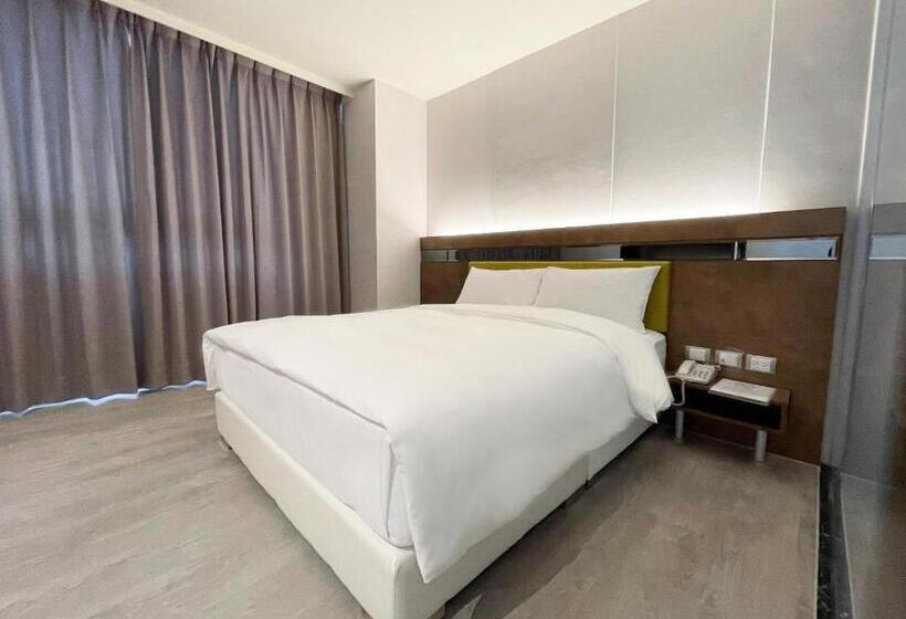 هتل Check Inn Taichung Qinghai