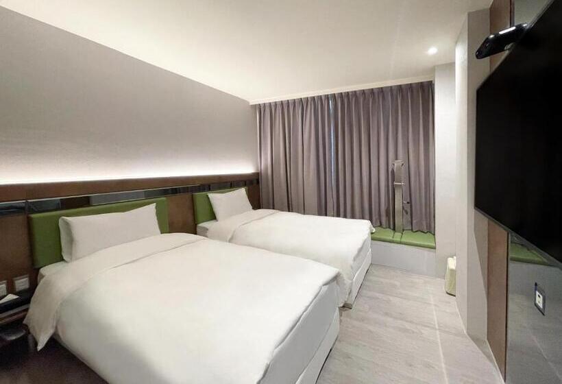 هتل Check Inn Taichung Qinghai