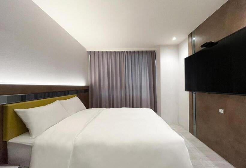 هتل Check Inn Taichung Qinghai