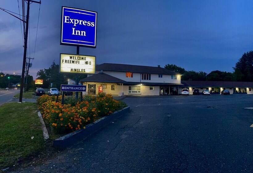 Отель Express Inn